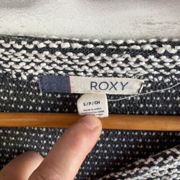 Roxy shirt - Picture 5 of 9